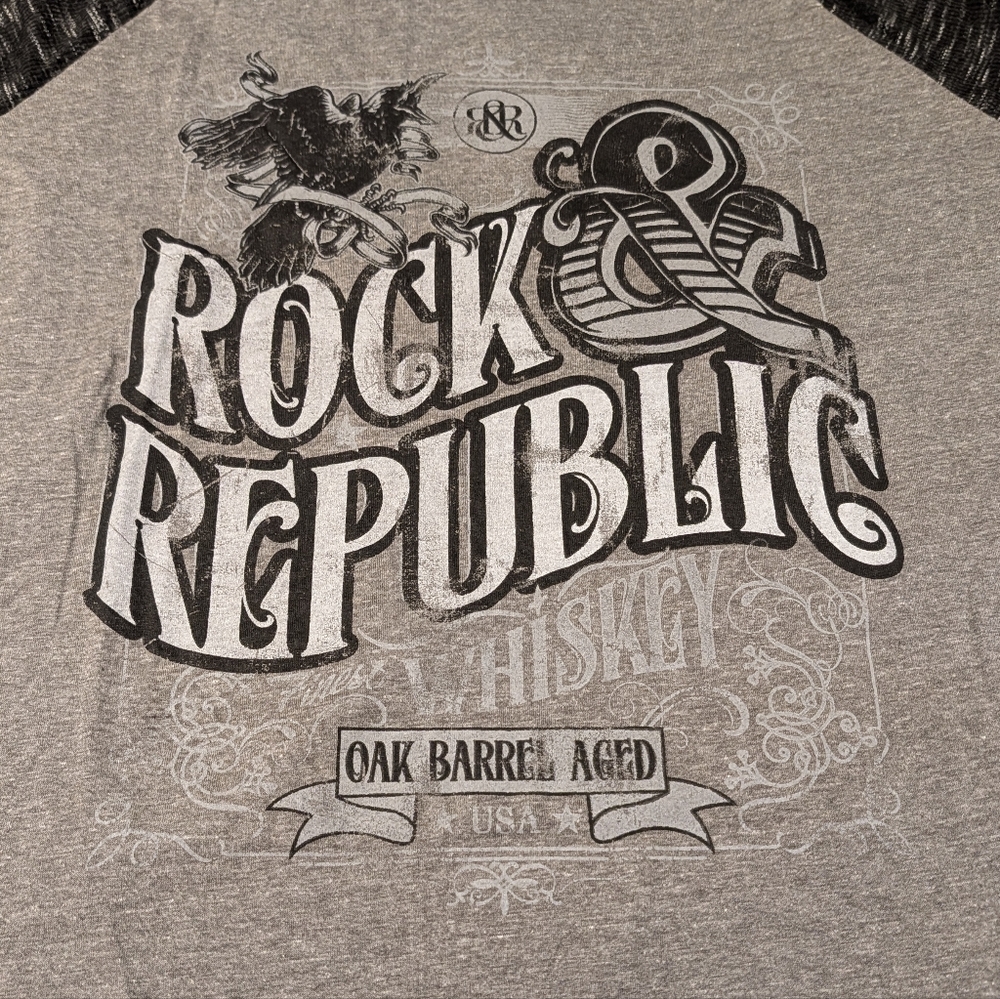 Rock & Republic Black and Gray Whiskey Graphic Long Sleeve Tee Size XL - Picture 5 of 8